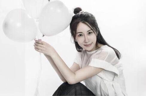 36岁演员李艾佳去世主要作品回顾 弟弟发文看哭网友令人惋惜 