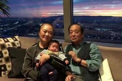 福娃之父喜得贵子 82岁韩美林表示将会带孩子回中国学吃臭豆腐