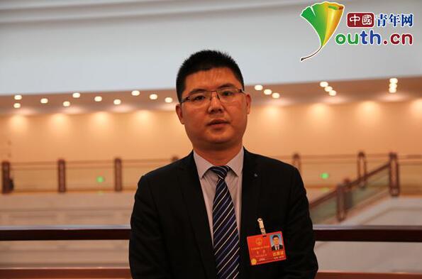 立志一辈子当村支书的人大代表