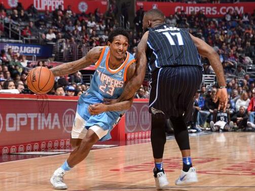 两连胜!快船击败魔术 路威狂砍25分小乔丹18篮板快船保持西部第8