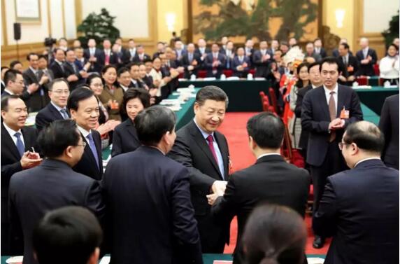 两会五下团组，习近平牵挂这些人