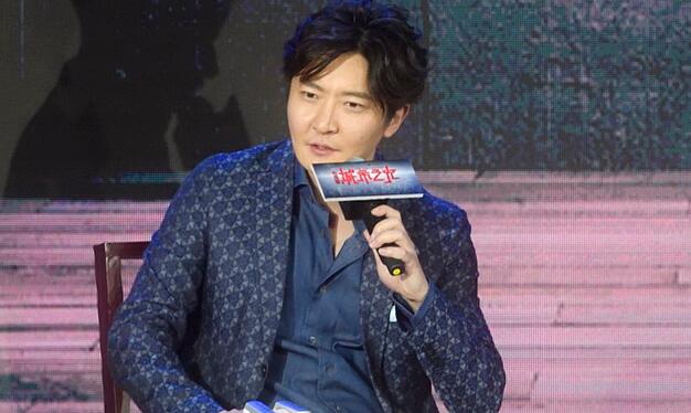 郭京飞表白遭回怼 周一围毒舌回呛毫不留情