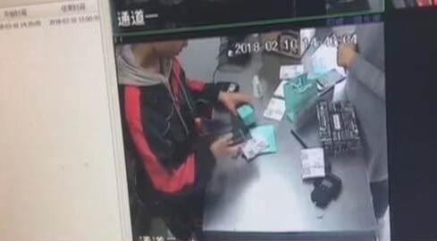 惊人内幕！5万元钻戒被寄丢 派件员称“被风吹走了”只保了五千元