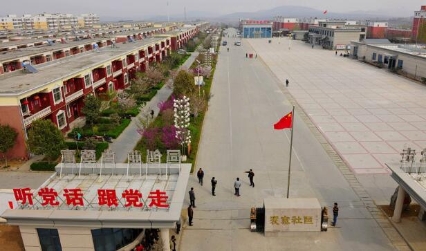 愿为家乡致富自掏腰包的人大代表