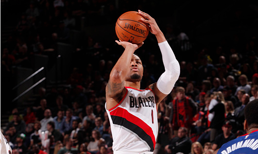 【NBA】开拓者100-87拔塞豪取12连胜 利拉德24+7+8 庄神18+22