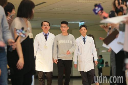 台湾作家李敖去世 儿子李戡：告别式、追思会都免了