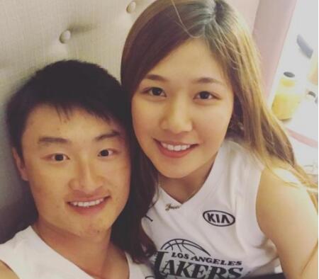 甜炸了!李昊桐自曝恋情甜蜜晒照 