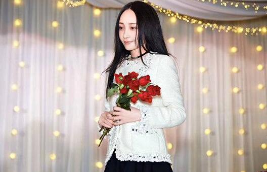 姚笛被成功求婚 经纪人证实姚笛36岁生日当天被求婚