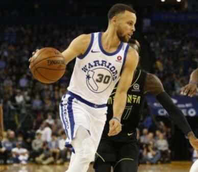 手感不佳？库里复出再度受伤 全场25分钟砍下29分7个篮板