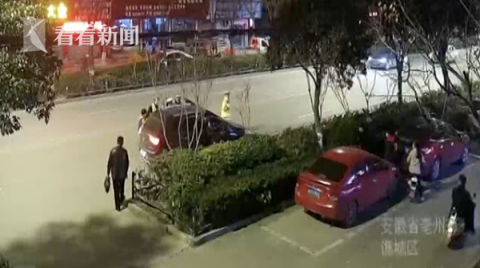 12岁男孩无证飙车被查 父亲竟然“炫耀”:他啥车都会开