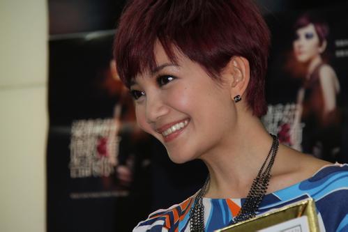 ů����ʾ���������Ӧ��ð�� 