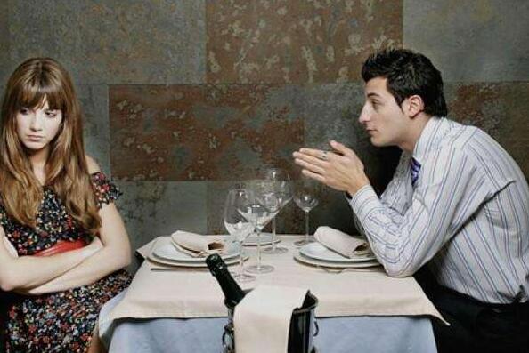 屡败屡战!男子相亲36年挑花眼了?今年已65岁眼光很高仍相信爱情