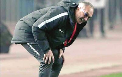 泰达主帅禁赛5场 施蒂利克对裁判员作出非体育道德行为被禁赛