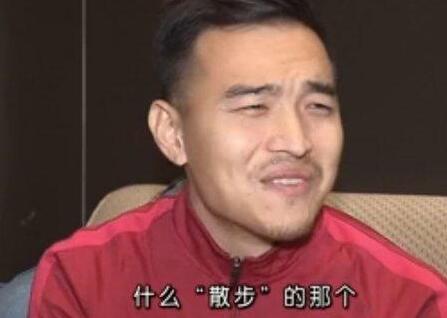 太片面了?冯潇霆回应散步防守 不想解释这场比赛自己还是很努力的