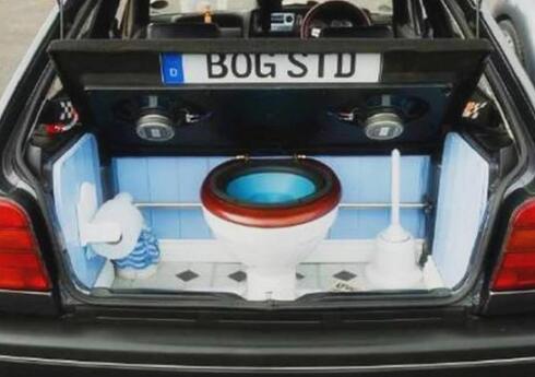 世界上最奇葩的厕所，论脑洞我只服岛国人,竟然发明这种厕所!