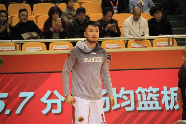 时隔11年客场胜广厦 回到主场一鼓作气进决赛