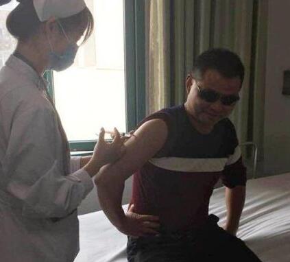 武汉小伙放弃工作捐髓救两岁女童：孩子的生命只有一次