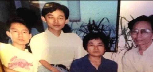 ��ֵ����������һ���Ŀں��� 