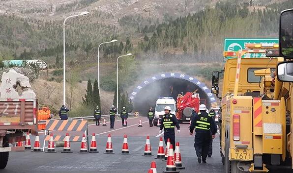 胜似大片！山东省内首次“空地联合”隧道救援演练