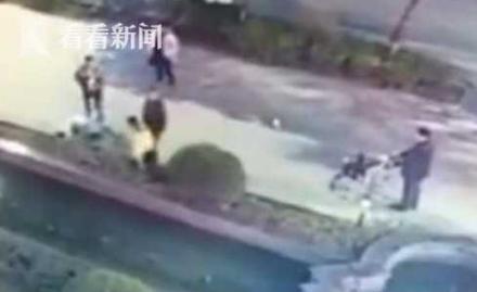 2名女子找工作却遭暴打 只因未满足“雇主”这要求