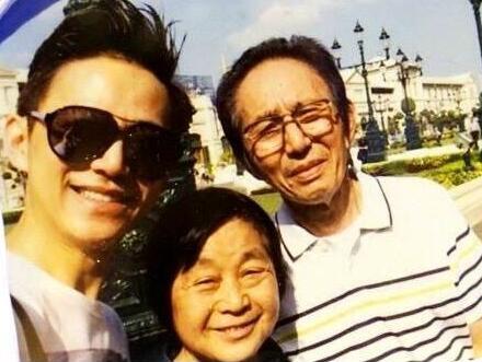 ��������?����һ���Ŀں��� һ���˶��Ǹ���ֵ����