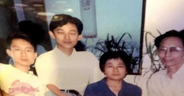 ��������?����һ���Ŀں��� һ���˶��Ǹ���ֵ����