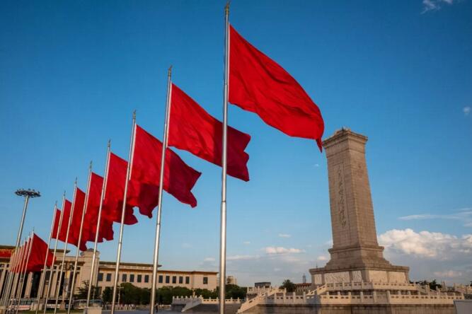 向先烈致敬！习近平的这些话饱含深情