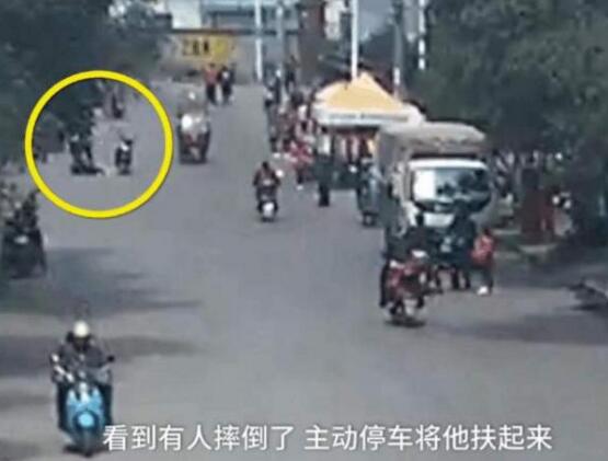 少年扶同学被冤枉 因患有听力语言表达障碍被误解