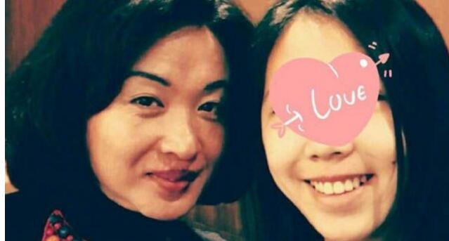 金星晒女儿大头照 与先生汉斯的感情非常好共有三个小孩