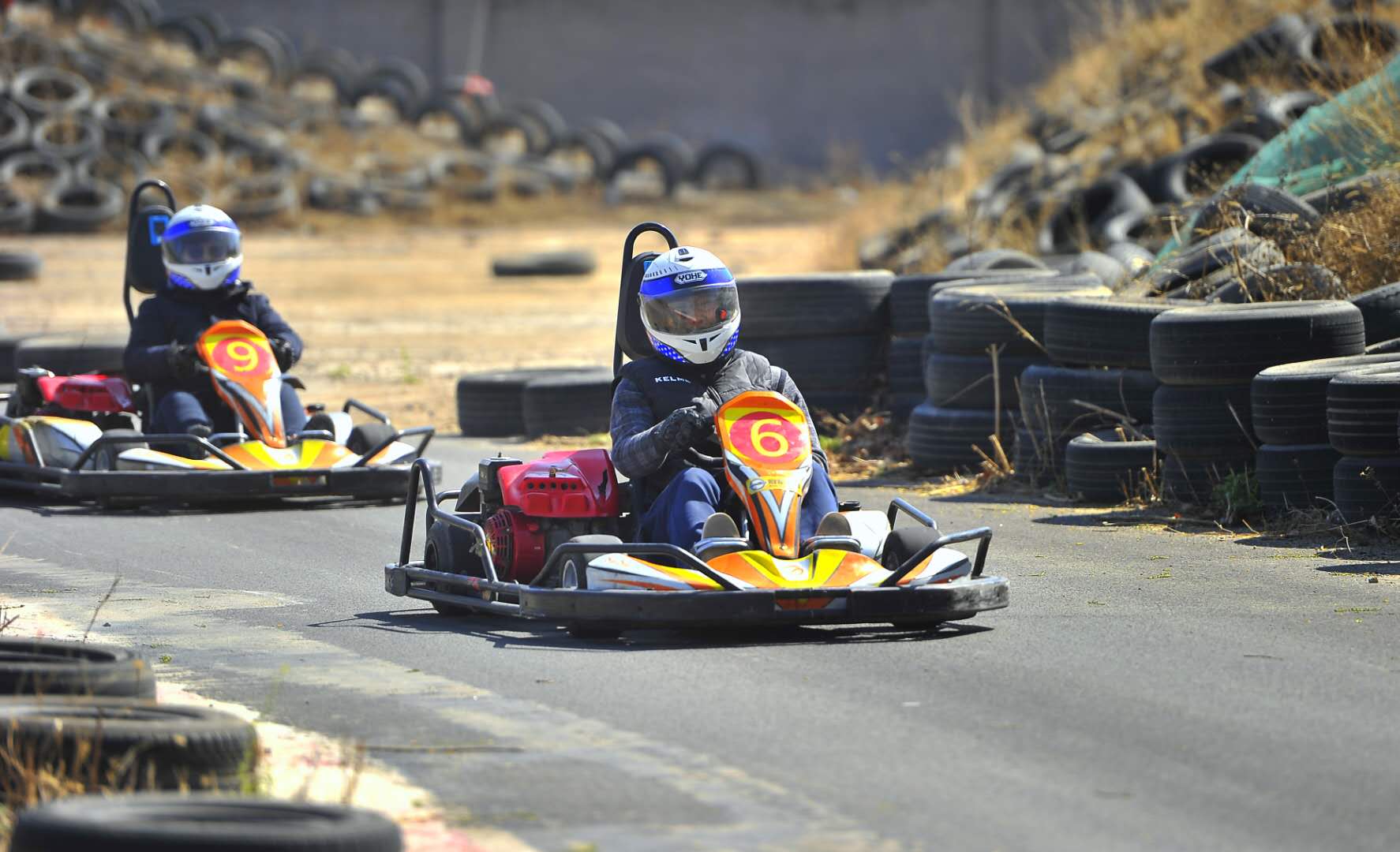 “体彩杯”体育记者卡丁车大赛成功举行