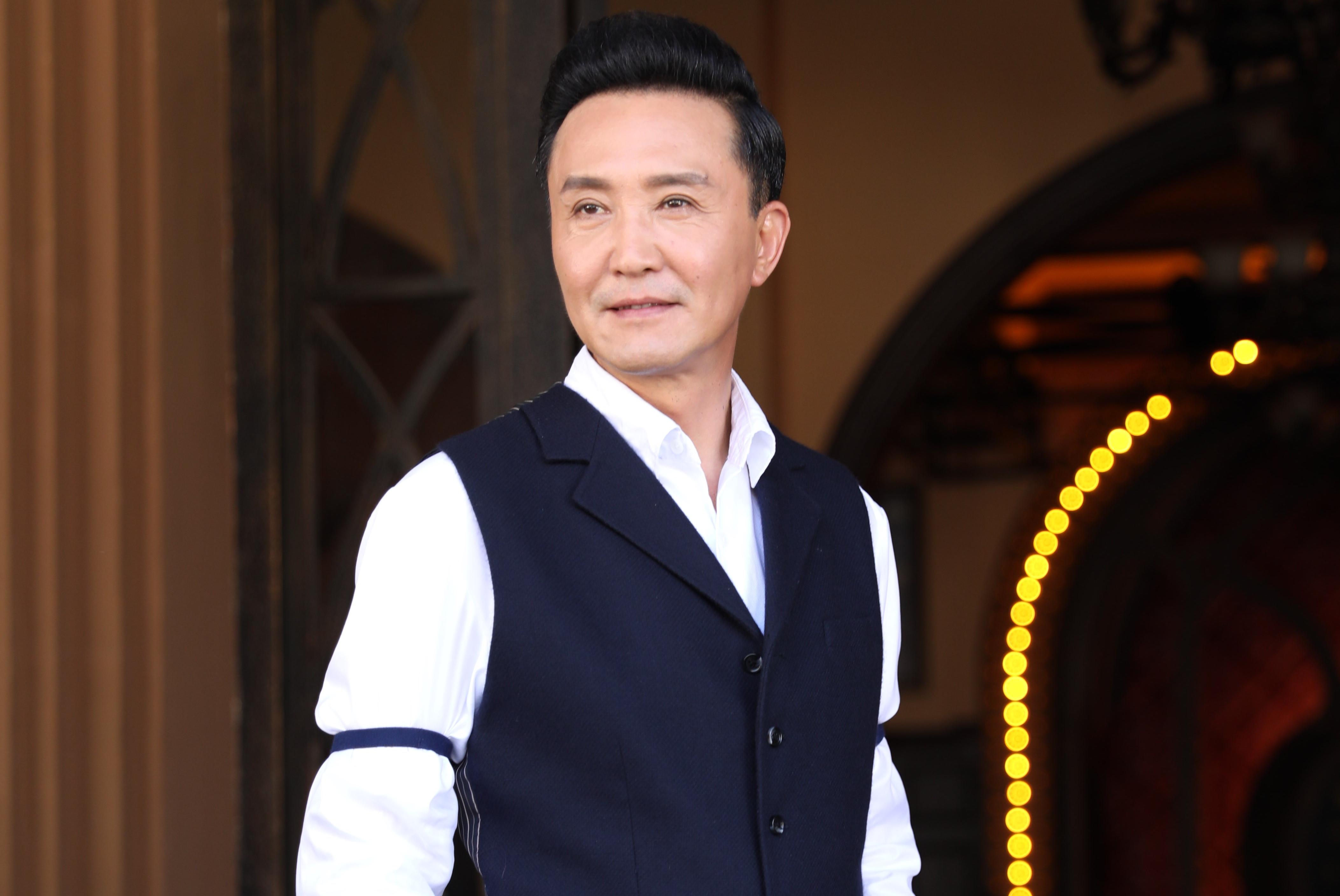 剧迷整点发文祝“达康书记离婚一周年”快乐