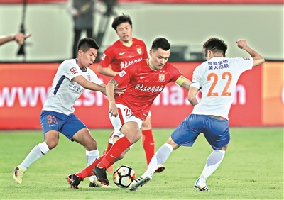 ���Сʤ³�ܻ�����������4��ʤ VAR����������