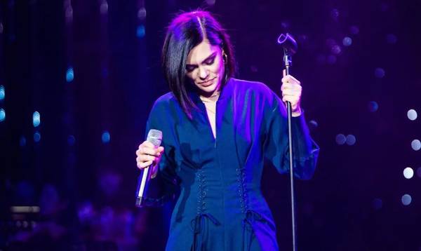 《跑男》提档4月15日 对撞《歌手》总决赛