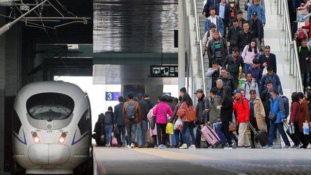 全国铁路实行运行图有调整 北京至上海实现最快4小时18分可达