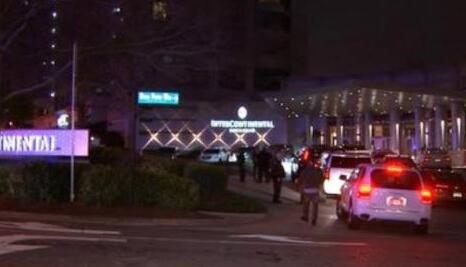 蓄谋已久?梅威瑟险枪口丧命保镖中枪 凶手驾车向一辆汽车射击数次