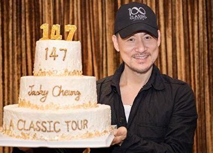 张学友巡演曝花絮 网友：歌声感人引嫌犯落网