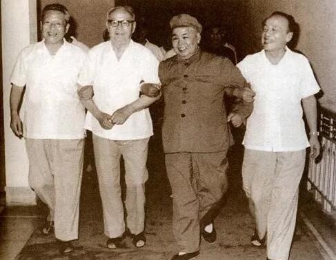 ������ح͸�������������ĸ￪��