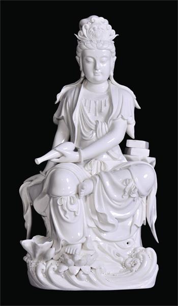 康博会上赏“千年瓷器”——巩义白瓷之美