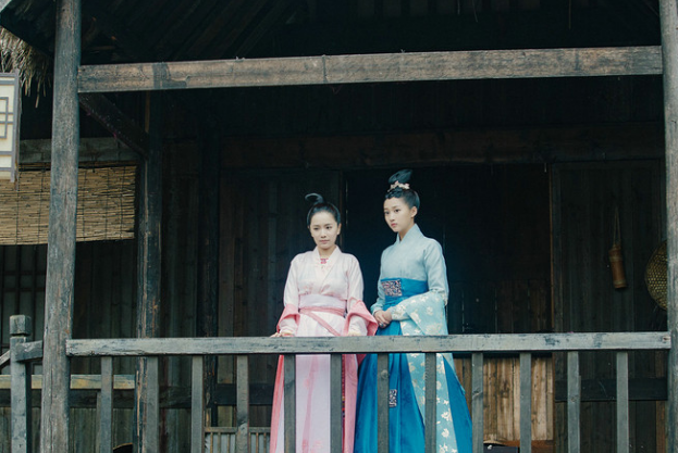 �������ˡ���ӭ���� ��ɽ���Ľ����������ϰ�����ͮ