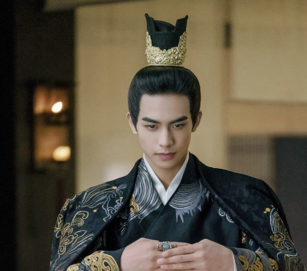 �������ˡ���ӭ���� ��ɽ���Ľ����������ϰ�����ͮ