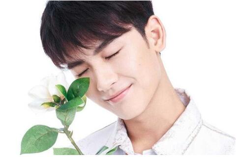 ���˧��������ڶ��ƿ����ݹ�ʲô������1��85������������