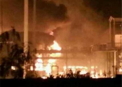 韩仁川一所化工厂起火约300人被疏散 多部门赶往现场救援