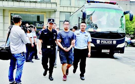 博士黑客贩卖信息 60G公民个人信息被明码标价出售