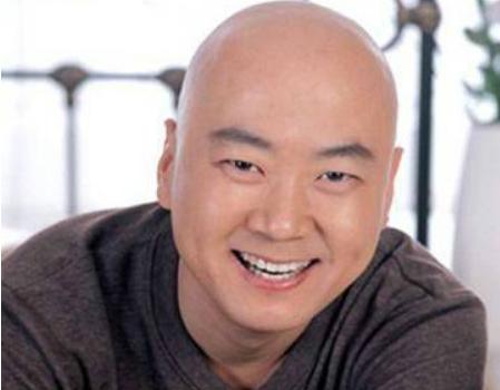 Ц���˹�����ײ��ħ��