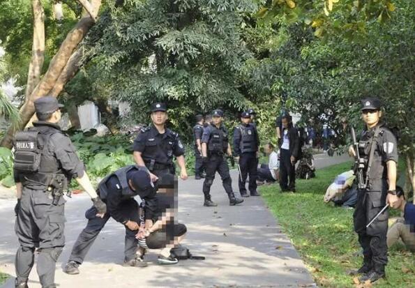 震撼实拍！无人机突袭赌场 