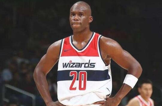 30���׿�˹������ �׿�˹Υ����ҩ������������25��