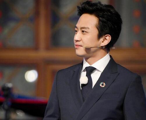 笑翻了！邓超全英文发博化身学霸 《奔跑吧》马上要开播