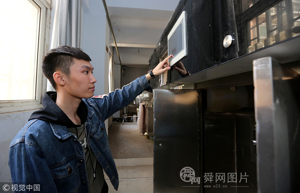 郑州90后小伙殡仪馆实习 曾连续3天半夜听到哭声