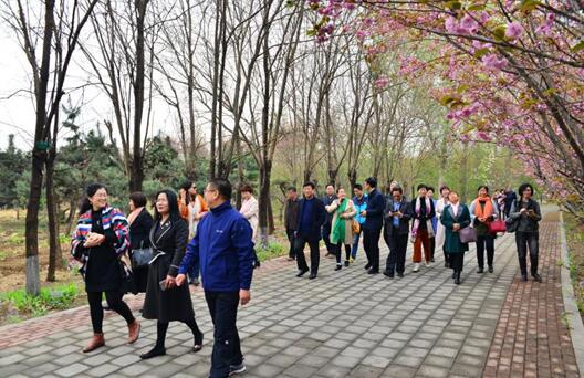 山东祥龙建业集团二月兰笔会及采风活动