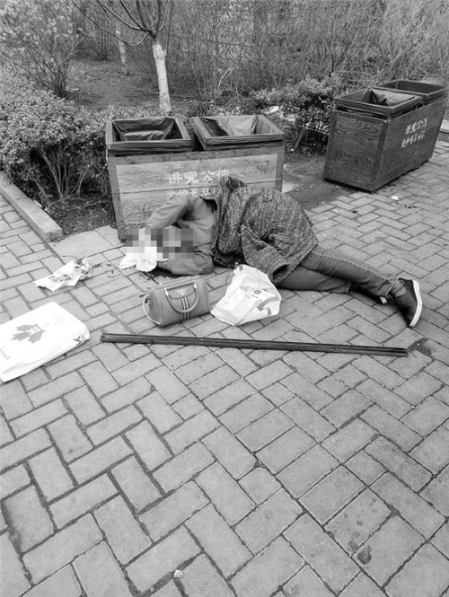 天降金属框砸女子 律师建议起诉全体住户最好能“精确查找”